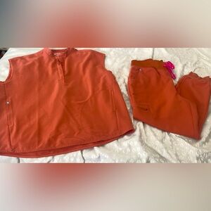 Gently used Figs scrub set